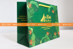 in túi giấy shop quần áo