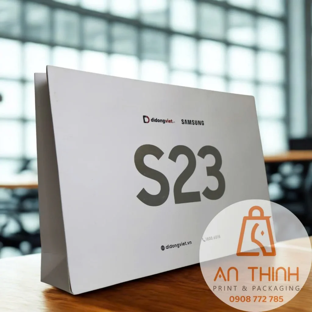 Túi giấy với nhiều chất liệu khác nhau